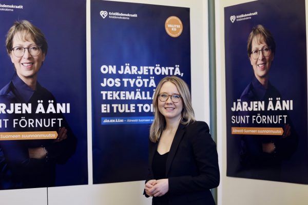 Puoluesihteerit vetoavat vaalirauhan puolesta