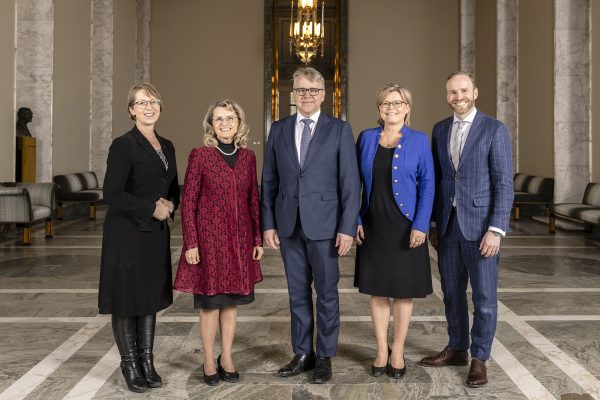 "Reformerna är inte emot någon, utan för Finlands fortsatta framgång"