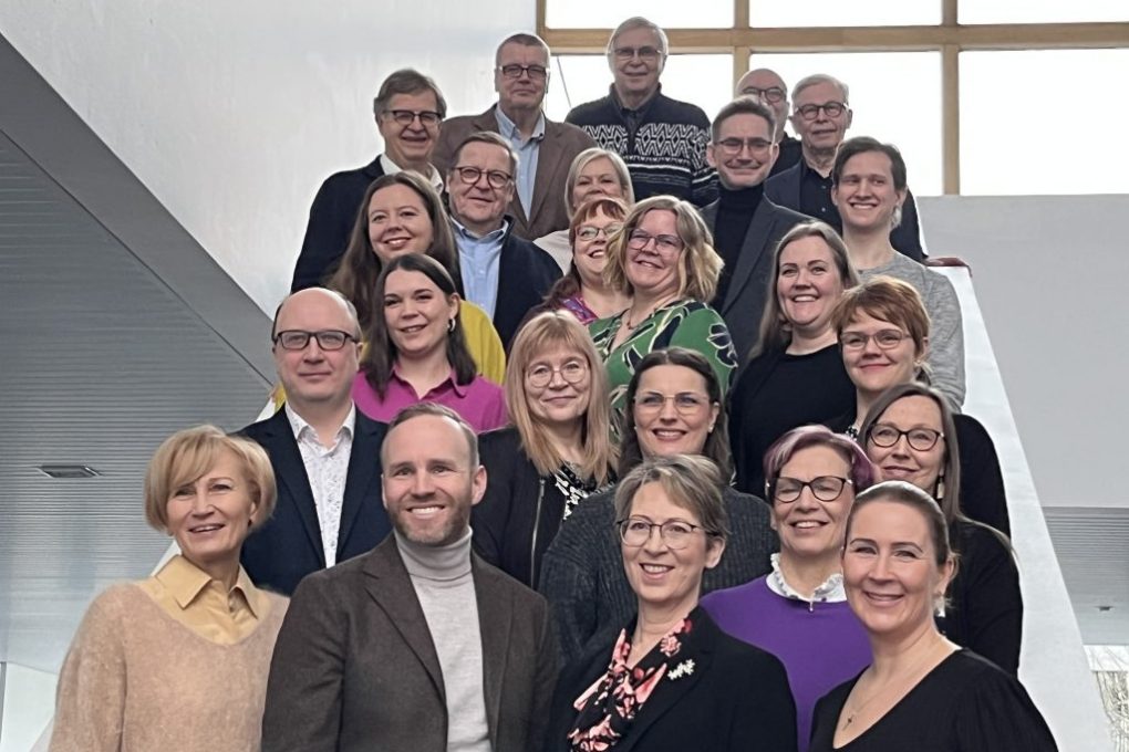 Se KD-kandidaternas nummer i kandidatgalleriet