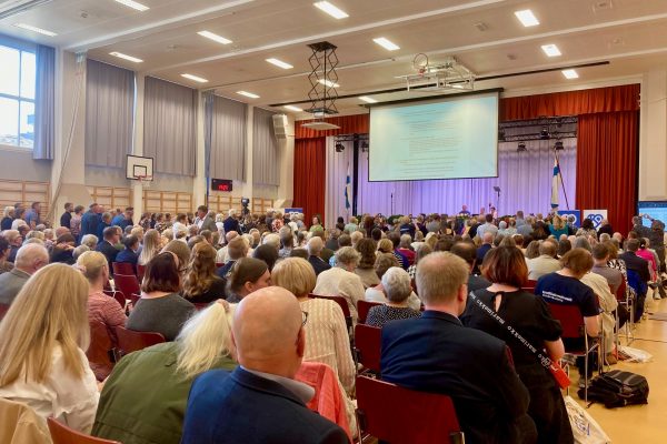 Uudet perhe- ja senioripoliittiset ohjelmat julkaistu / KD tehostaa ohjelmatyötään Puoluekokous_KD_puoluekokous23082025-1