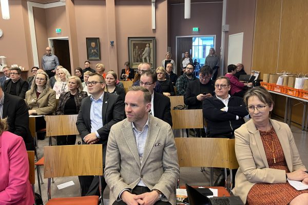 KD:n puoluevaltuusto esittää: Perheverotus tukemaan lapsiperheitä IMG_2890KDplv2025_kuvaKristiinaKunnas