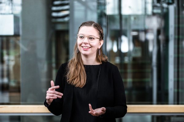 pääministeri on dating EP 6 kertaus ystäväni on dating huono kaveri