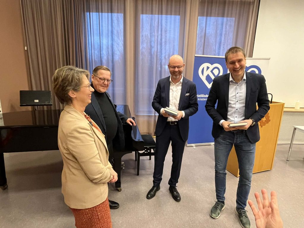 Jyväskylän Kristillinen opisto, puoluevaltuusto