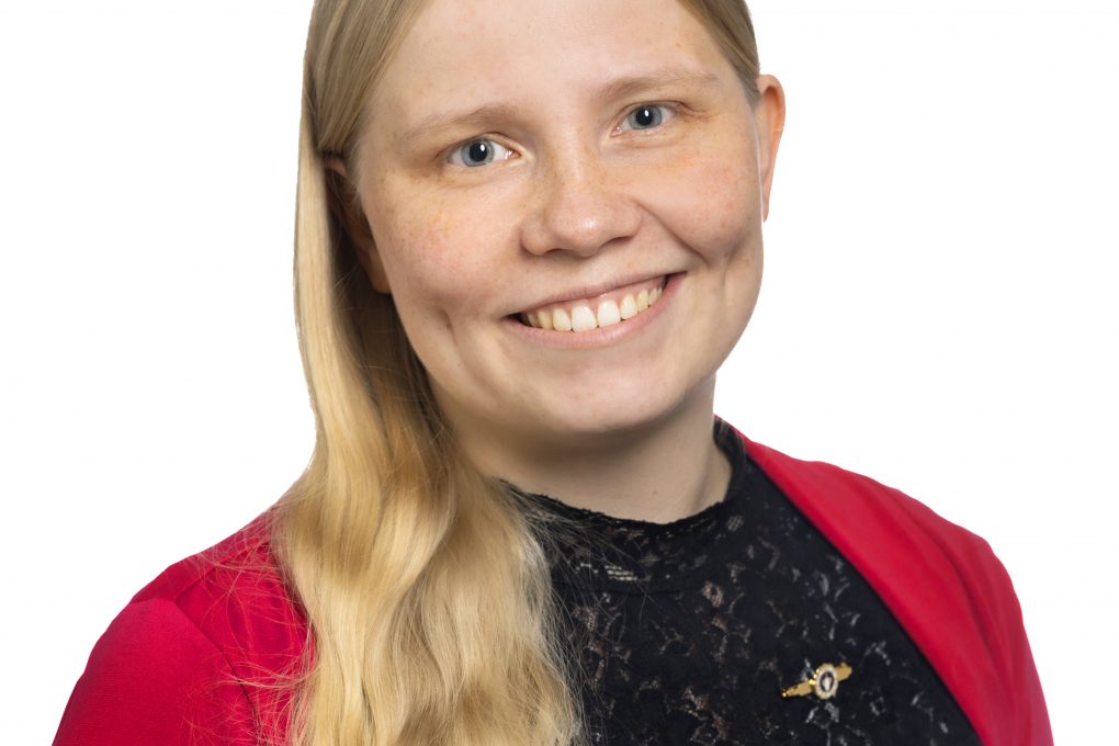 Pohjois-Savon piiri esittää puolueen varapuheenjohtajaksi Annukka Ojalaa