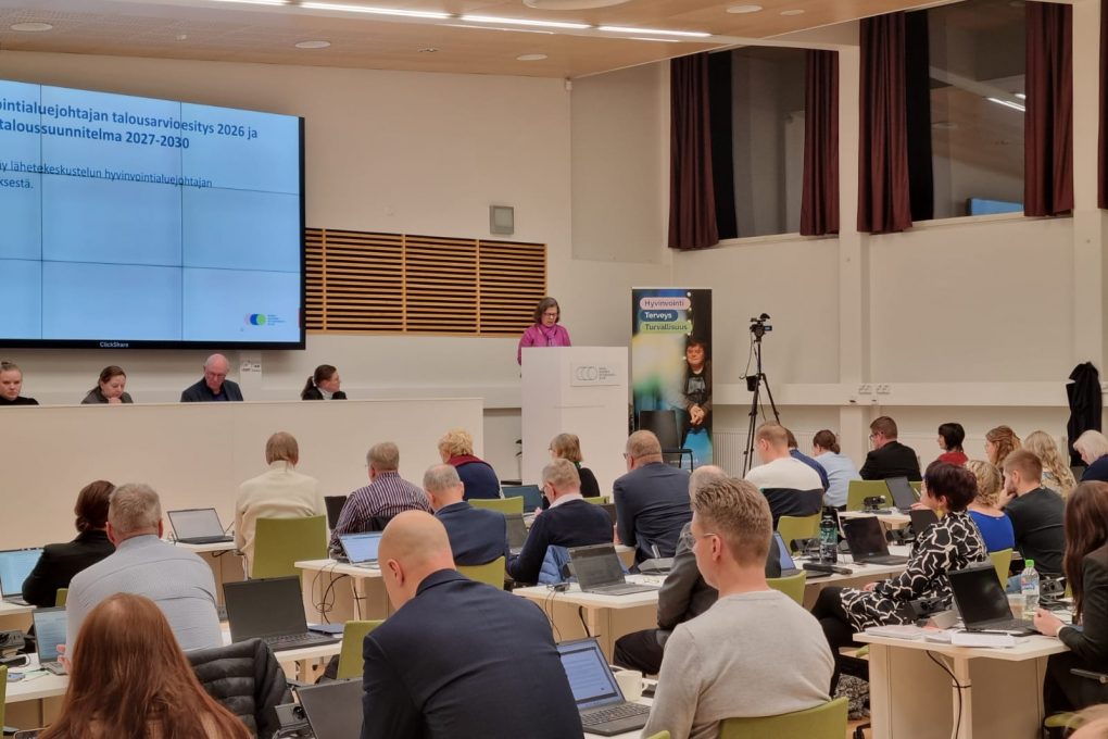 Visakorpi-Kemppainen kriisiytyneestä Keski-Suomen hyvinvointialueesta: "vaatii yhteistyötä ja harkintaa"